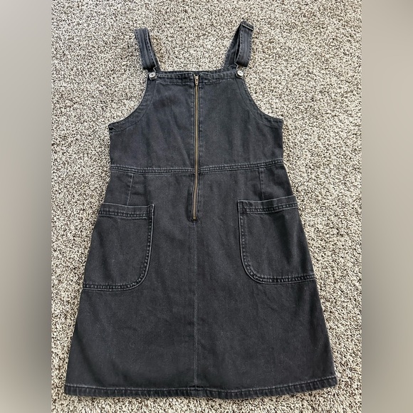American Eagle Outfitters Dresses & Skirts - American Eagle. Women’s jumpsuit size small.